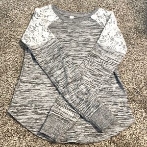 Long sleeve top